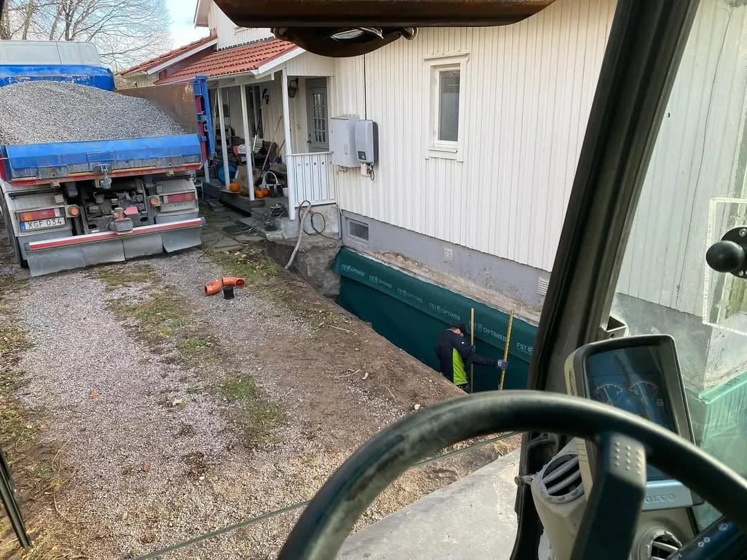 Dränering och fuktskydd av villagrund med Pst Optimera-platta, Örebro
